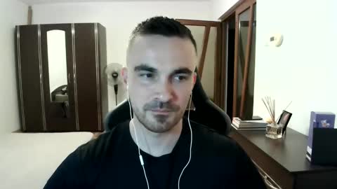 Victor online show from 06-03-26, 06:57