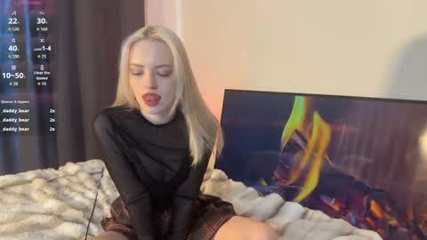 Lisa online show from 02-22-26, 07:51