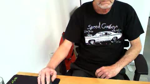 Snapshot of mucfag chatting on 05-15-26, 02:35 mucfag online show from 05-15-26, 02:35