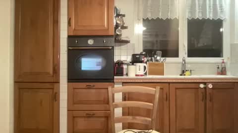 Snapshot of much_fun1 chatting on 01-14-25, 05:23 much_fun1 online show from 01-14-25, 05:23