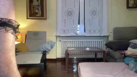 Snapshot of much_fun1 chatting on 01-18-25, 11:22 much_fun1 online show from 01-18-25, 11:22