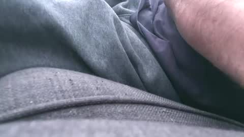 Snapshot of mucker13 chatting on 10-31-25, 03:13 mucker13 online show from 10-31-25, 03:13