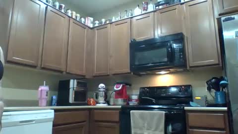 Snapshot of mudcricket1997 chatting on 12-03-24, 12:35 mudcricket1997 online show from 12-03-24, 12:35