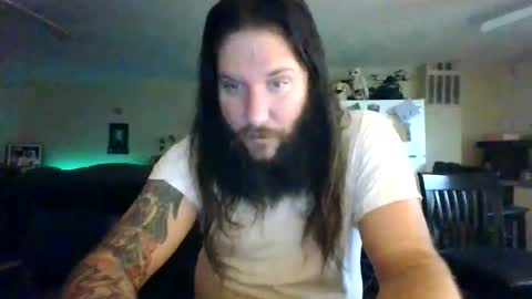 Snapshot of mudge chatting on 02-01-25, 02:58 Mudge online show from 02-01-25, 02:58