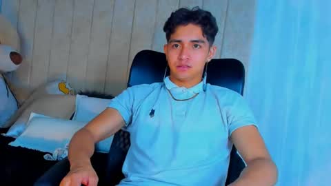 muichiro tokito1 online show from 02-04-25, 03:11