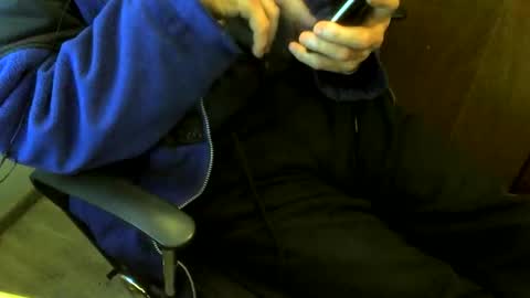 Snapshot of muller520 chatting on 12-20-25, 08:21 muller520 online show from 12-20-25, 08:21