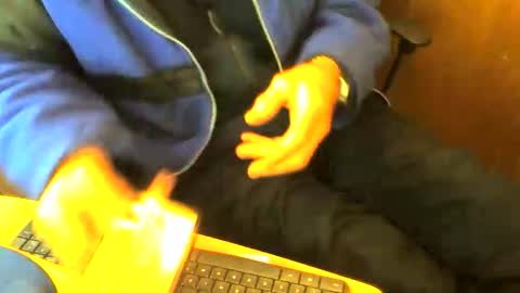 Snapshot of muller520 chatting on 01-10-26, 10:50 muller520 online show from 01-10-26, 10:50