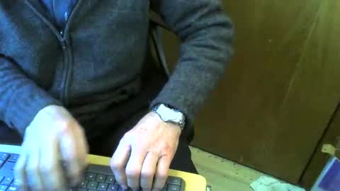 Snapshot of muller520 chatting on 03-08-26, 07:45 muller520 online show from 03-08-26, 07:45