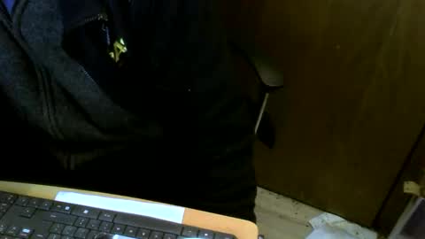 Snapshot of muller520 chatting on 03-11-26, 05:52 muller520 online show from 03-11-26, 05:52