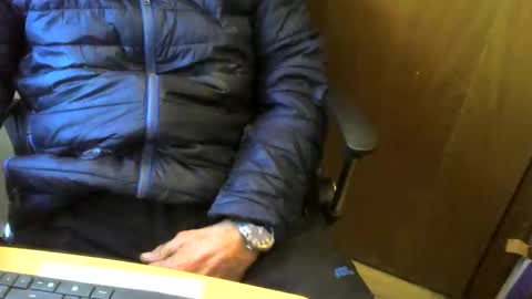 Snapshot of muller520 chatting on 04-15-26, 05:36 muller520 online show from 04-15-26, 05:36