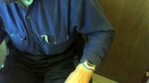 Snapshot of muller520 chatting on 05-22-26, 05:29 muller520 online show from 05-22-26, 05:29