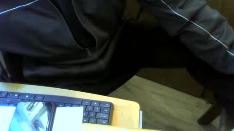 Snapshot of muller520 chatting on 05-28-26, 05:10 muller520 online show from 05-28-26, 05:10
