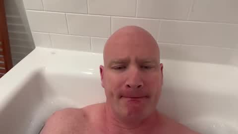 Snapshot of multipopper chatting on 12-17-24, 01:18 multipopper online show from 12-17-24, 01:18