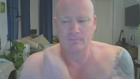 Snapshot of multipopper chatting on 09-27-25, 02:16 multipopper online show from 09-27-25, 02:16