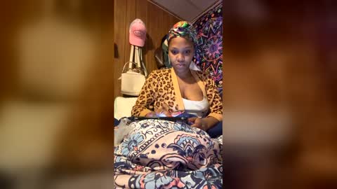 Snapshot of mumnxdor chatting on 02-27-26, 11:32 mumnxdor online show from 02-27-26, 11:32