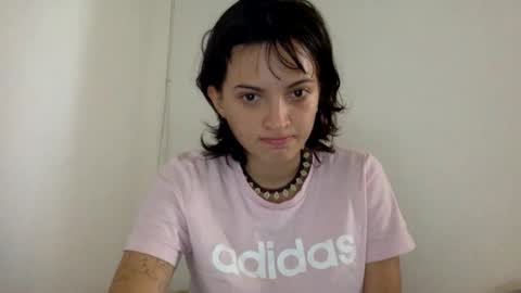 Snapshot of munchi_ chatting on 02-17-25, 12:48 online show from 02-17-25, 12:48