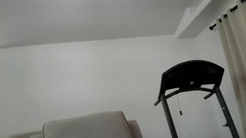 Snapshot of munchies420 chatting on 02-16-26, 01:29 Bearded online show from 02-16-26, 01:29