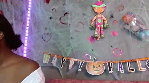 Leidy online show from 10-15-25, 06:08