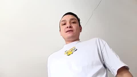 Snapshot of murfialdo chatting on 03-07-25, 04:22 Sebastian online show from 03-07-25, 04:22