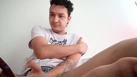 Snapshot of murfialdo chatting on 09-12-25, 02:39 Sebastian online show from 09-12-25, 02:39