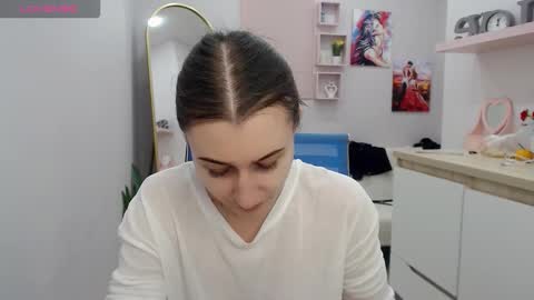 muriel_elvin online show from 12-01-25, 06:18