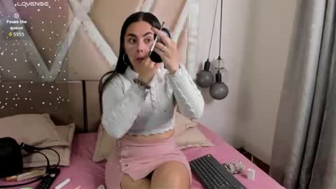 Snapshot of muriell_69 chatting on 06-13-26, 12:36 muriell_69 online show from 06-13-26, 12:36