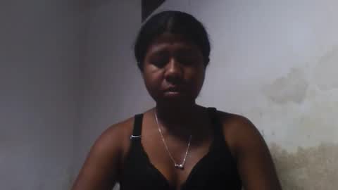 Snapshot of murielleee chatting on 05-13-26, 07:39 murielleee online show from 05-13-26, 07:39
