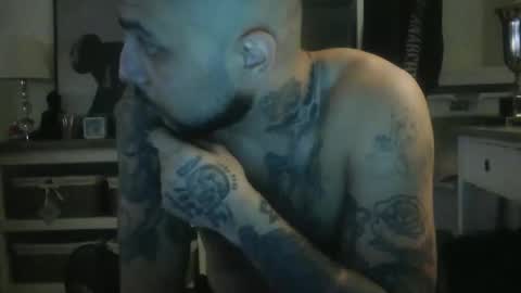 Snapshot of muscallan chatting on 09-19-25, 05:46 muscallan online show from 09-19-25, 05:46