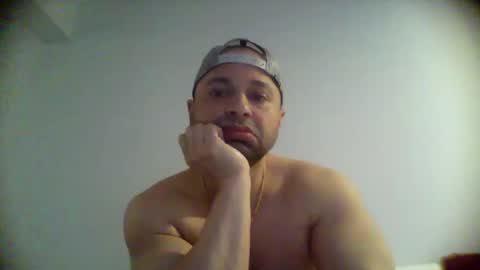 Snapshot of muscle794 chatting on 02-14-26, 08:49 Cool Traveler online show from 02-14-26, 08:49