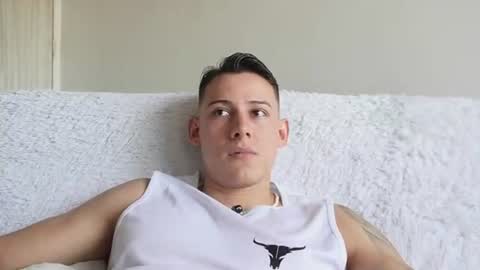 Snapshot of muscle_king_cum chatting on 06-10-26, 02:27 muscle_king_cum online show from 06-10-26, 02:27