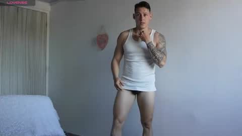 Snapshot of muscle_king_cum chatting on 06-20-26, 01:14 muscle_king_cum online show from 06-20-26, 01:14