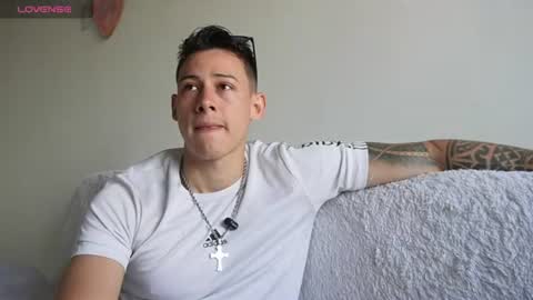 Snapshot of muscle_king_cum chatting on 06-29-26, 01:33 muscle_king_cum online show from 06-29-26, 01:33