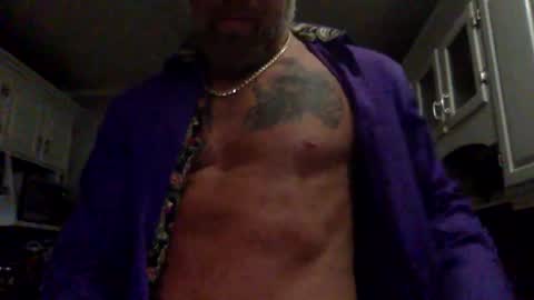 Snapshot of muscledick40 chatting on 12-23-24, 05:17 muscledick40 online show from 12-23-24, 05:17