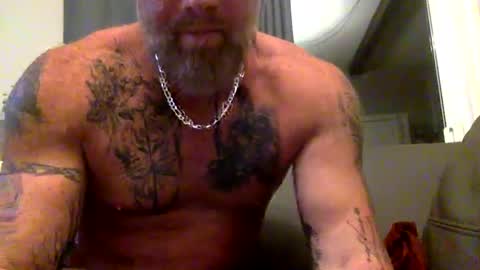 Snapshot of muscledick40 chatting on 02-13-25, 04:32 muscledick40 online show from 02-13-25, 04:32