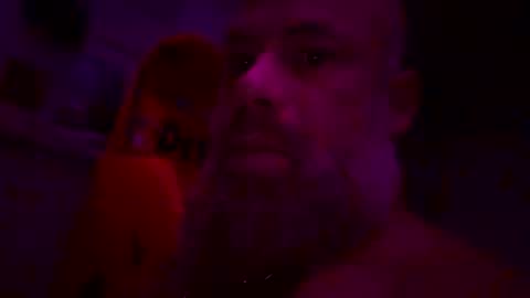 Snapshot of muscledick40 chatting on 09-15-25, 06:57 muscledick40 online show from 09-15-25, 06:57