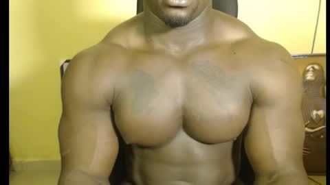 musclegod23 online show from 02-10-25, 10:19