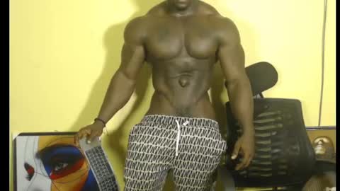 musclegod23 online show from 02-13-25, 04:43