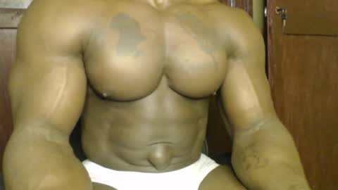 musclegod23 online show from 09-23-25, 02:14