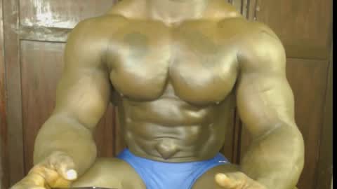 musclegod23 online show from 10-29-25, 02:58