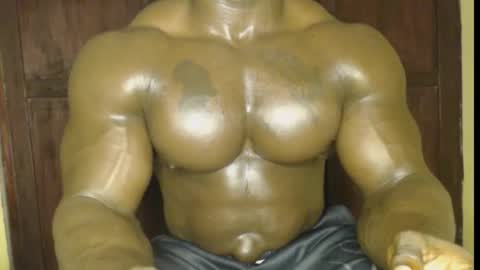 musclegod23 online show from 11-11-25, 12:16