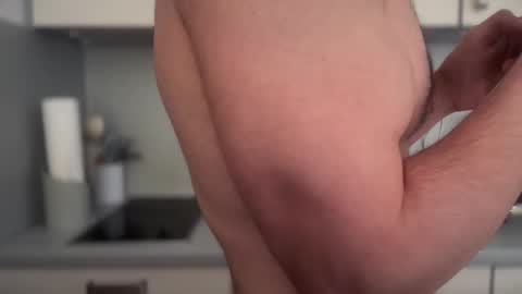 musclehair3 online show from 03-20-26, 11:37