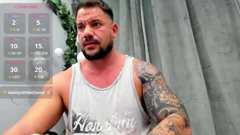 MuscleMonster31 online show from 02-11-25, 12:16