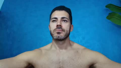 Snapshot of muscularmaster chatting on 06-17-26, 09:38 muscularmaster onlyfans online show from 06-17-26, 09:38