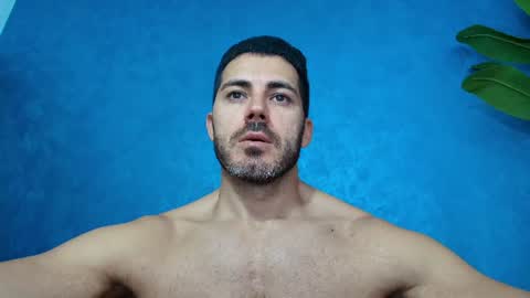 Snapshot of muscularmaster chatting on 06-18-26, 09:14 muscularmaster onlyfans online show from 06-18-26, 09:14