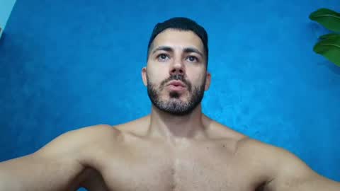 Snapshot of muscularmaster chatting on 07-18-26, 02:54 muscularmaster onlyfans online show from 07-18-26, 02:54