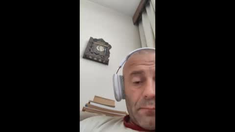 Snapshot of muscularsexybady chatting on 09-21-25, 10:39 handsome sexy muscular man online show from 09-21-25, 10:39