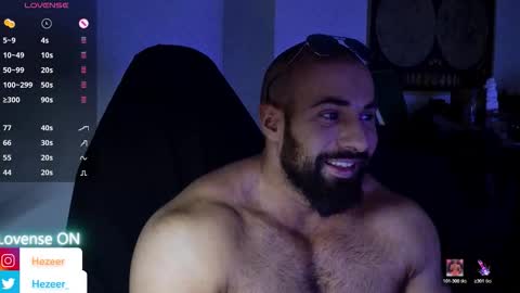 Snapshot of musculusx chatting on 02-08-26, 02:42 Musculus online show from 02-08-26, 02:42