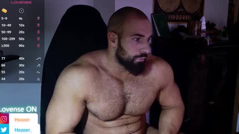 Snapshot of musculusx chatting on 02-09-26, 02:48 Musculus online show from 02-09-26, 02:48