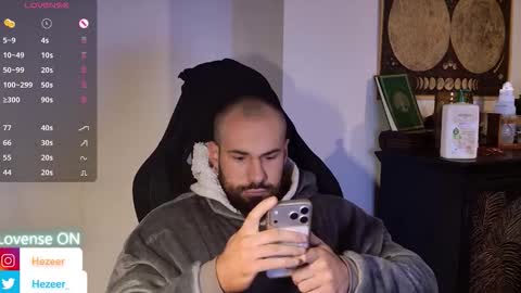 Snapshot of musculusx chatting on 02-18-26, 10:44 Musculus online show from 02-18-26, 10:44