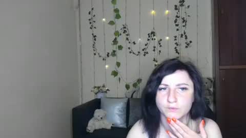 Jeneva online show from 05-31-26, 09:16
